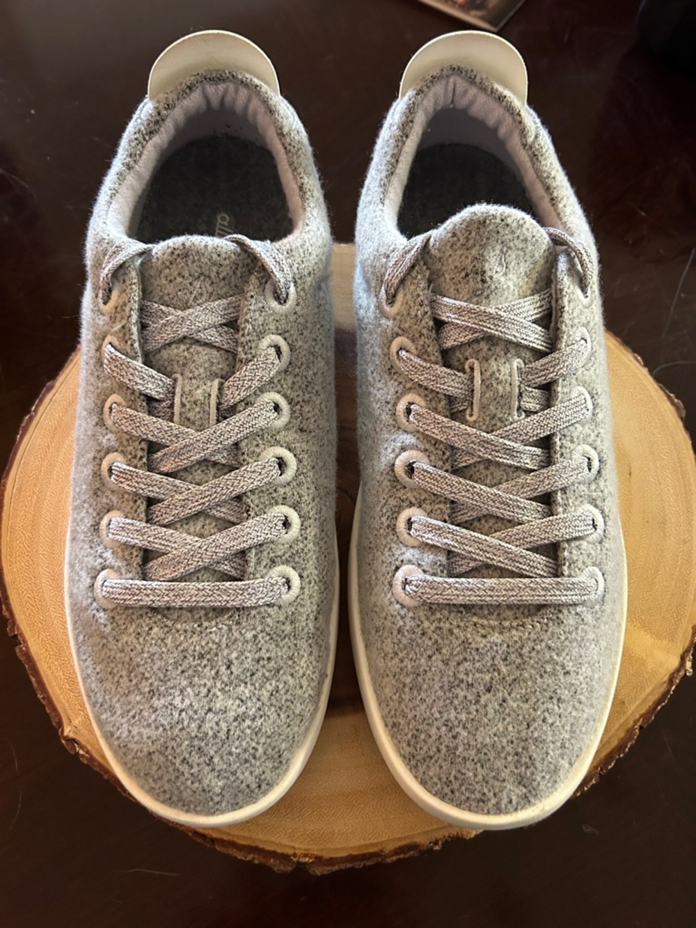 Allbirds Women’s Gray Wool Pipers Sneakers.              Size 10